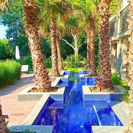 דירה Attractive In Sunny Cascadas Family סאני ביץ'